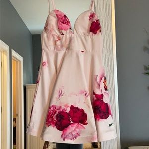 Pink Floral Heart Line Dress